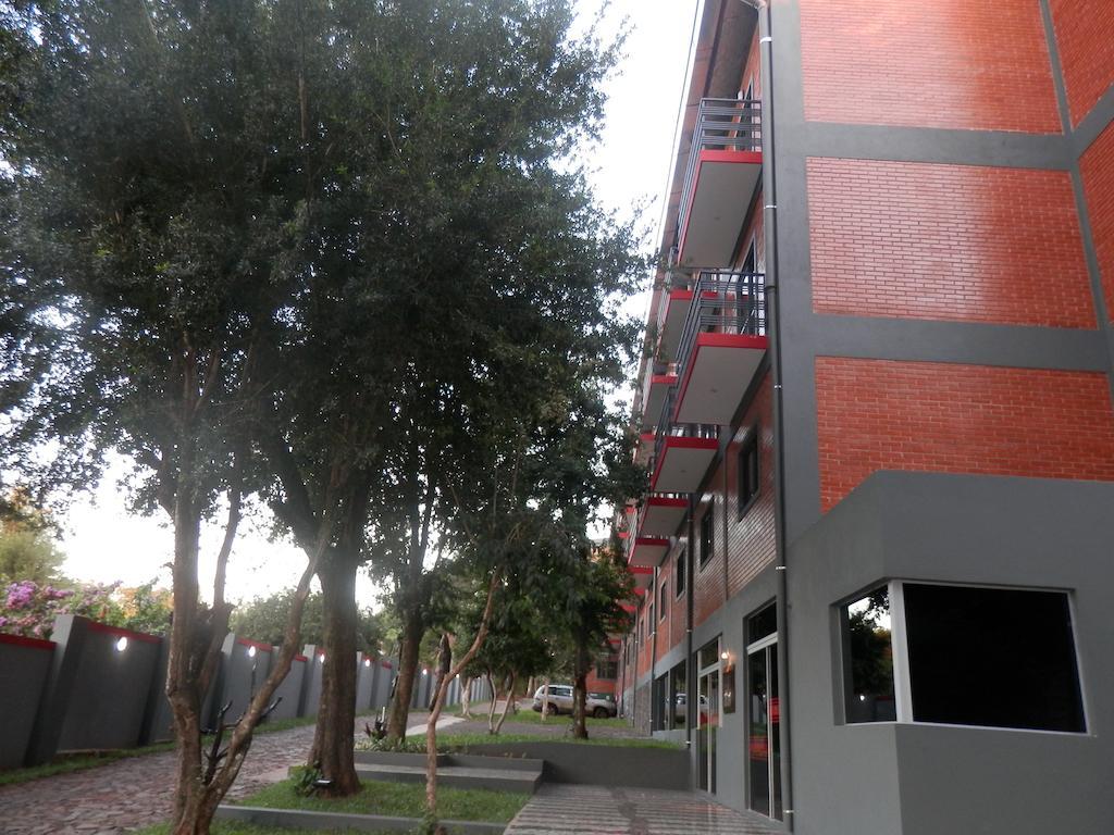 Del Sur Hotel-Museo Encarnacion Exterior photo